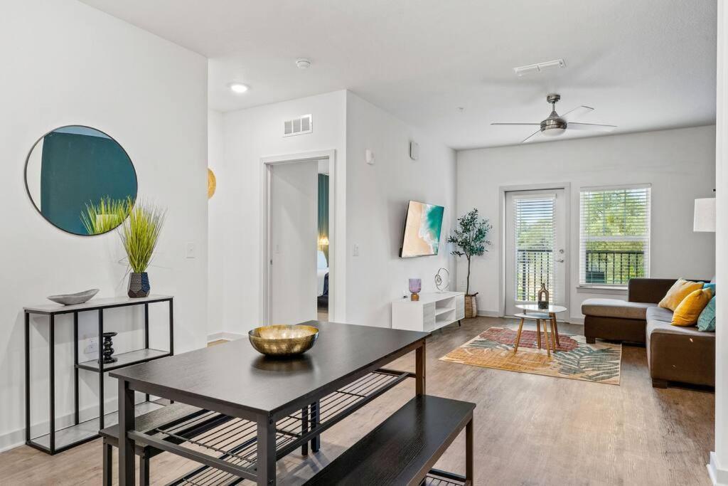 Complete Apartment ,10 Min To Parks Pets Allowed, Resort-Style Amenities 奥兰多 外观 照片