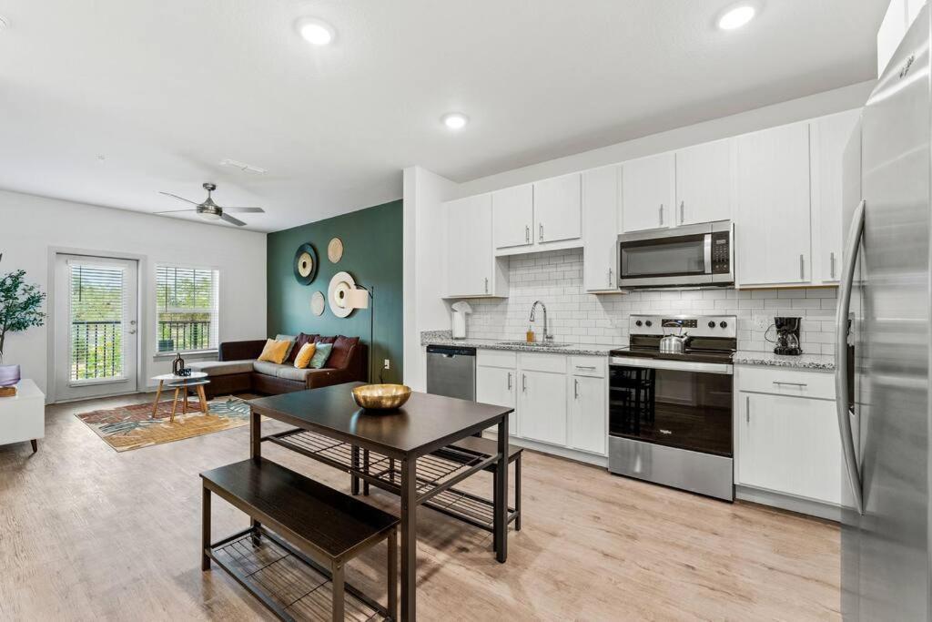Complete Apartment ,10 Min To Parks Pets Allowed, Resort-Style Amenities 奥兰多 外观 照片